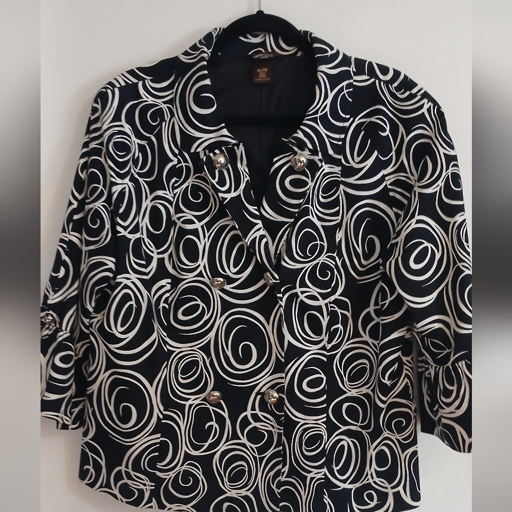 Multiples Geometric Black and White Swirl Blazer Extra Large - Picture 7 of 13